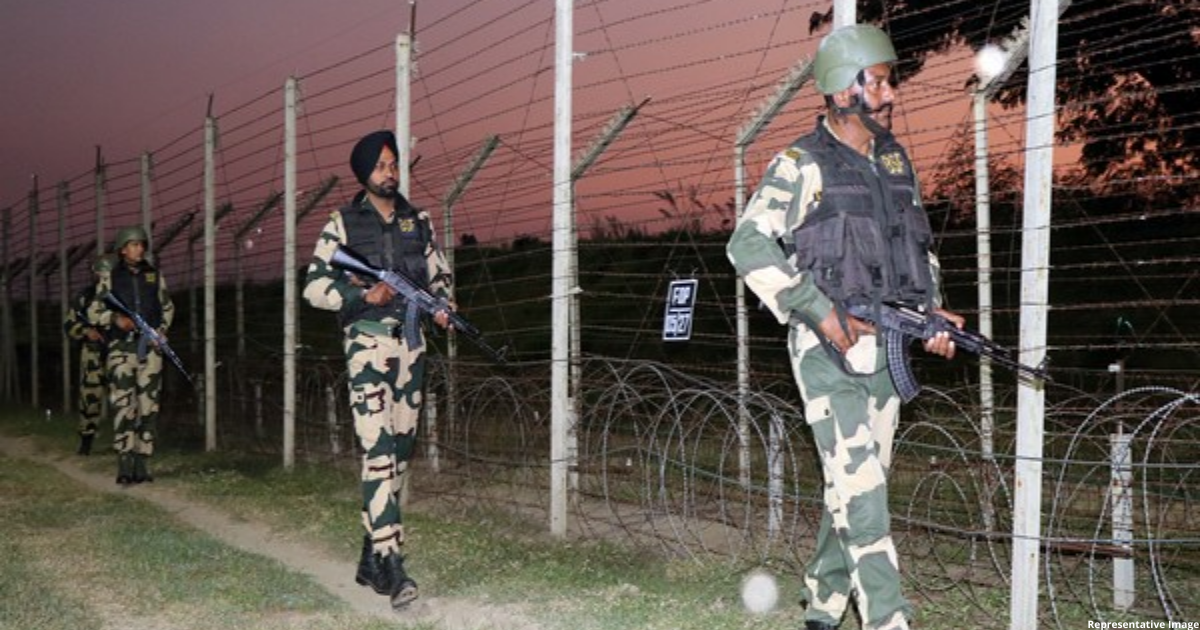 Pakistani intruder shot dead along international border in Jammu